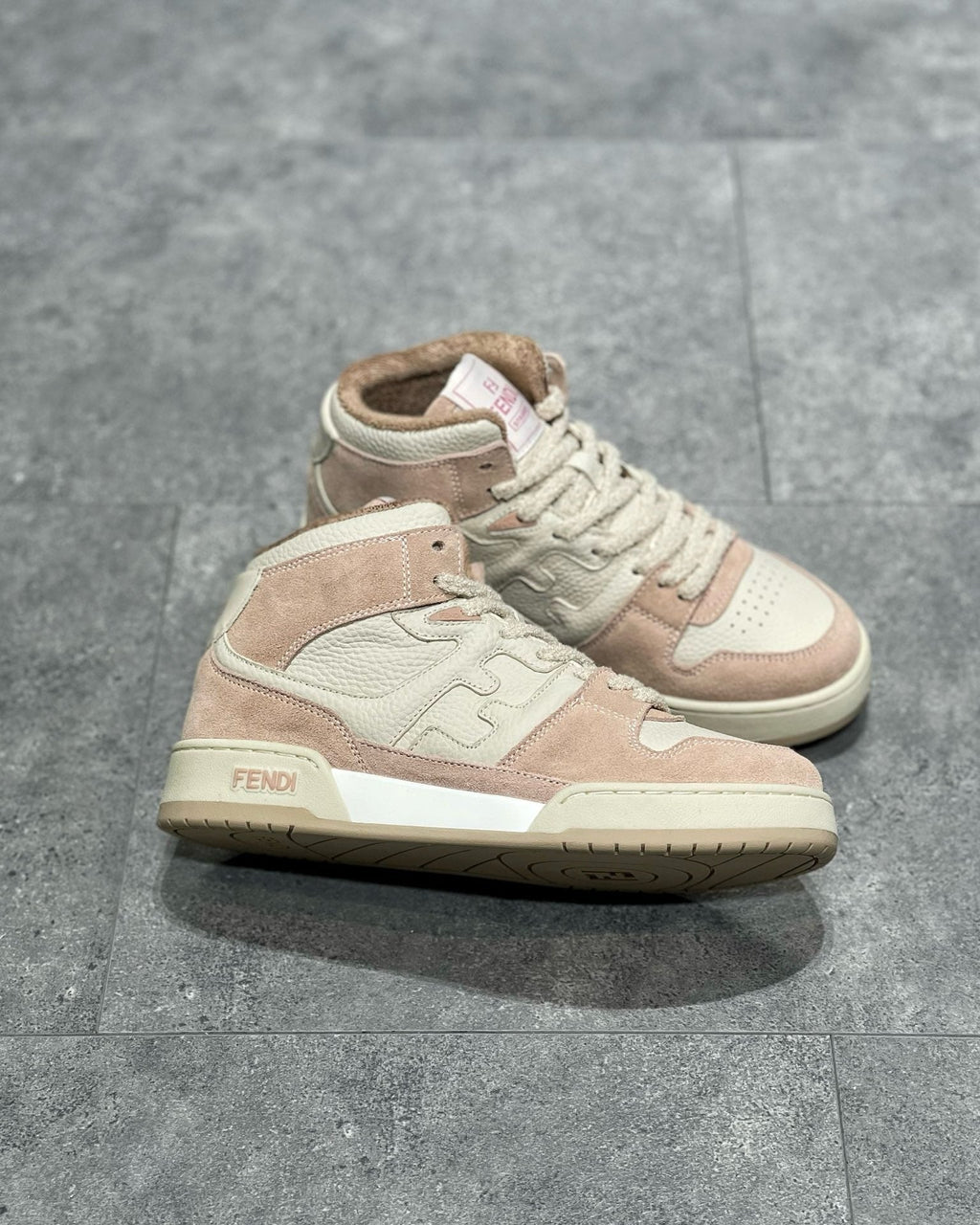 FEN Sneakers