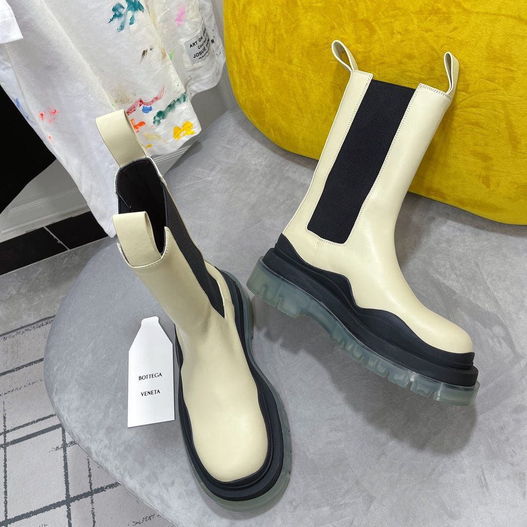 TIRE CHELSEA BOOT IN BLACK MIX BISQUE BEIGE CALFSKIN WITH TRANSPARENT SOLE