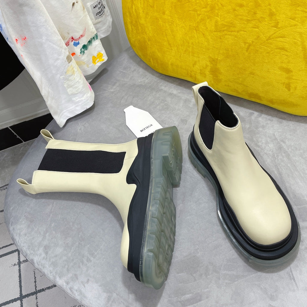 TIRE CHELSEA BOOT IN BLACK MIX BISQUE BEIGE CALFSKIN WITH TRANSPARENT SOLE