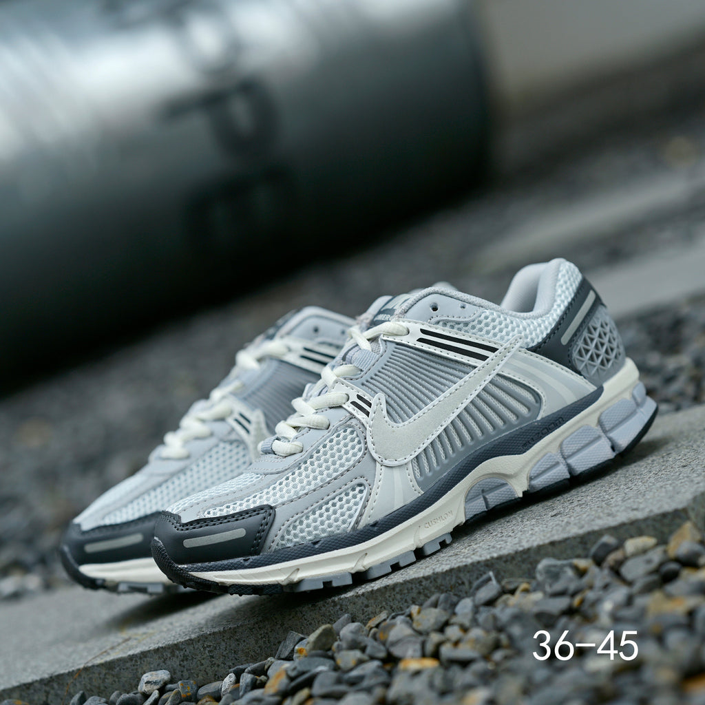 Nike Air Zoom Vomero 5 Sneakers in Light Gray and Navy