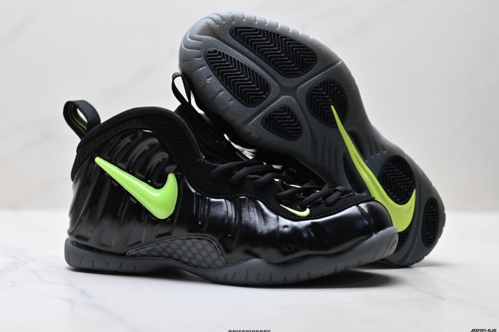 Nike Air Foamposite One Penny Hardaway Black Volt Sneakers