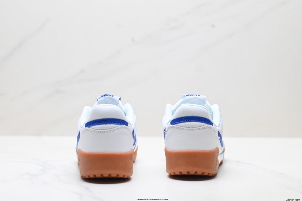 Nike Terra Manta Sneakers White and Blue