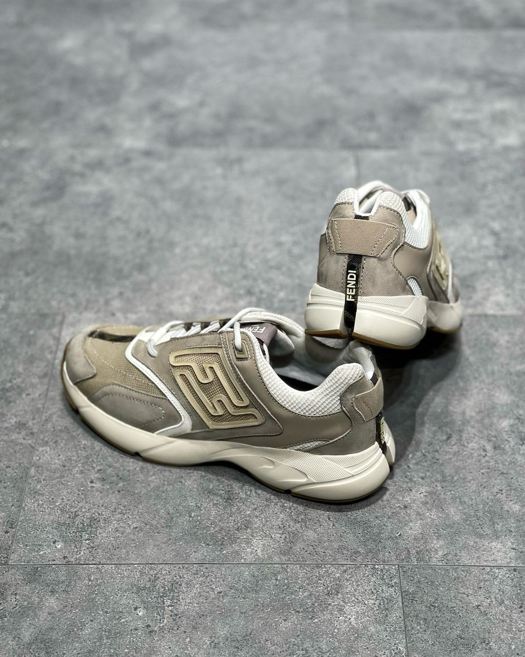 FEN Sneakers