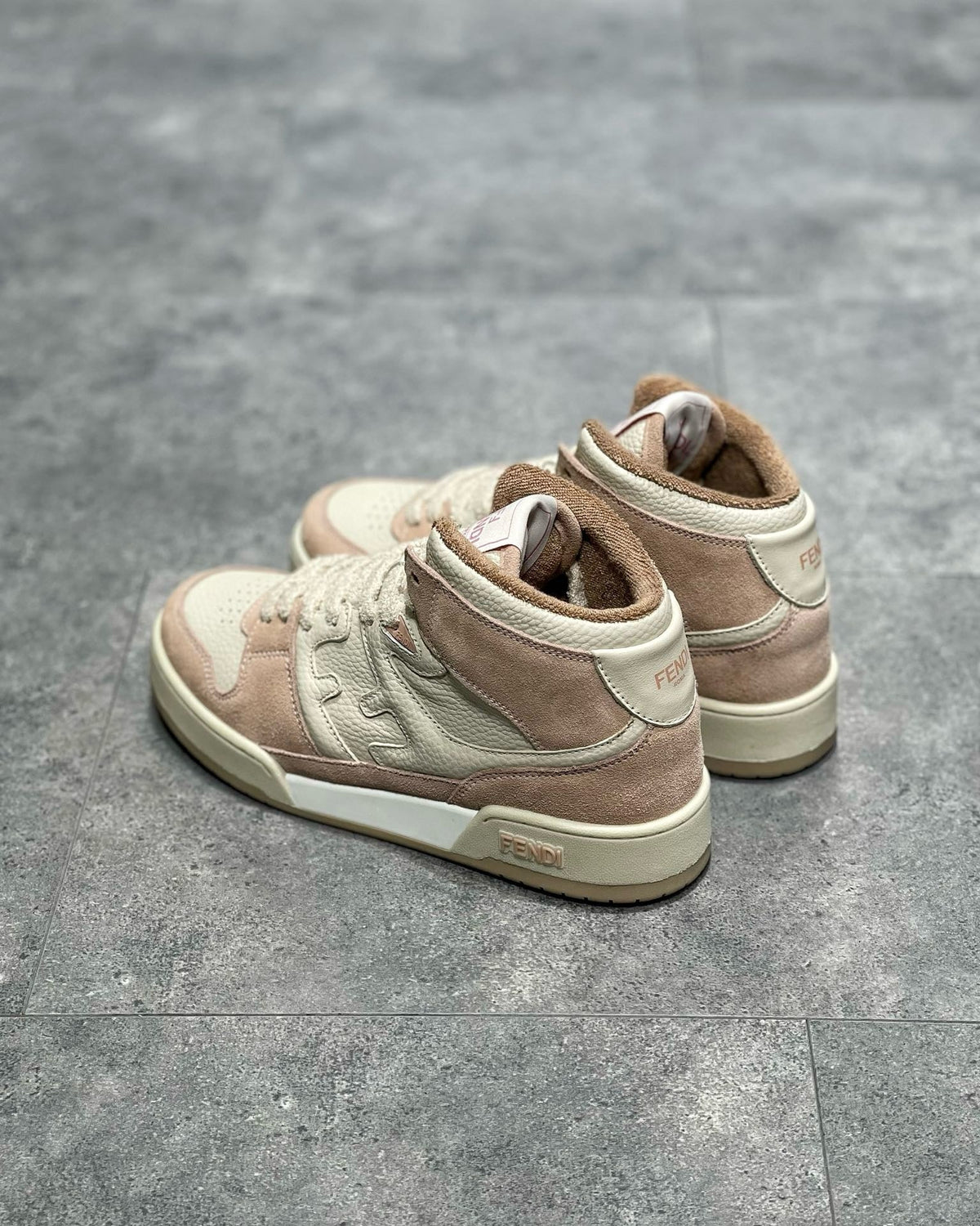 FEN Sneakers
