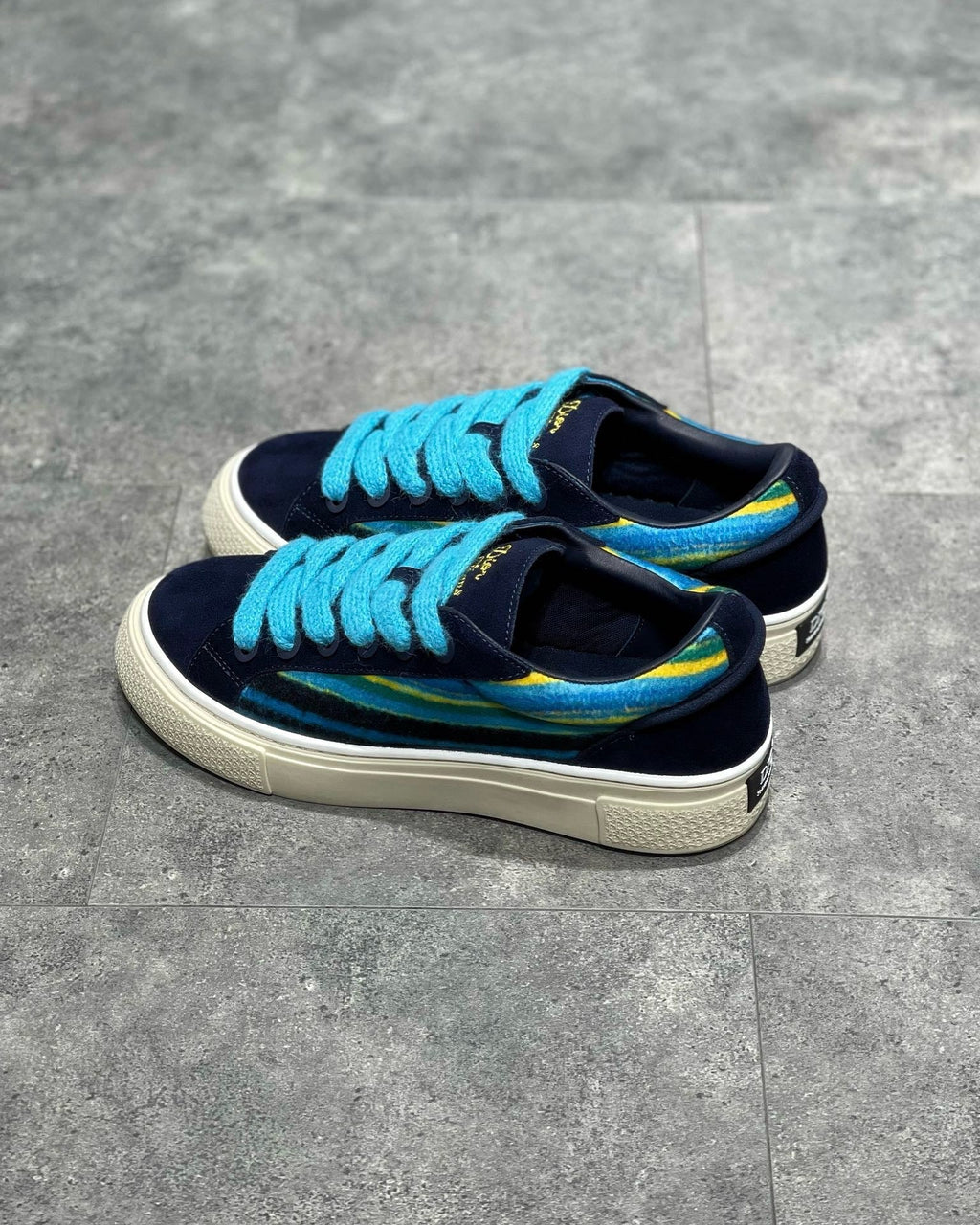 DIO Sneakers