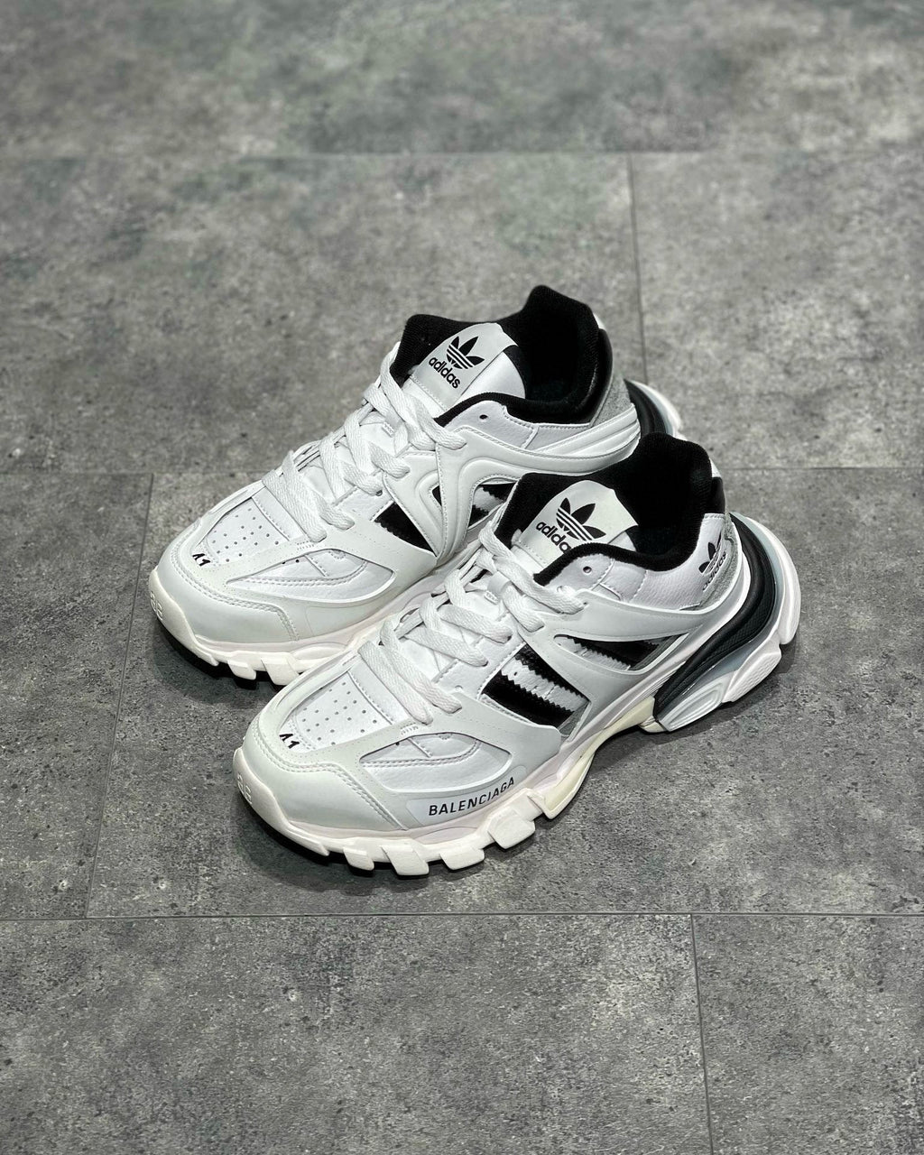 BLCG Sneakers