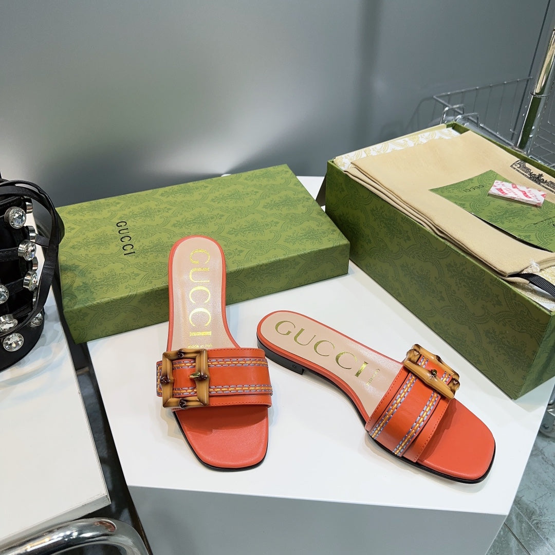 GG BAMBOO BUCKLE FLAT SANDALS ORANGE
