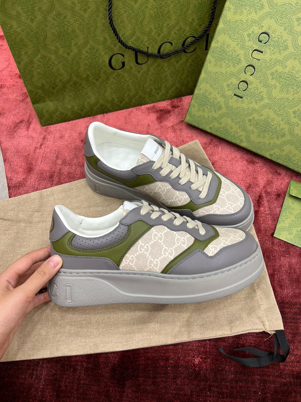 Sneakers & Shoes