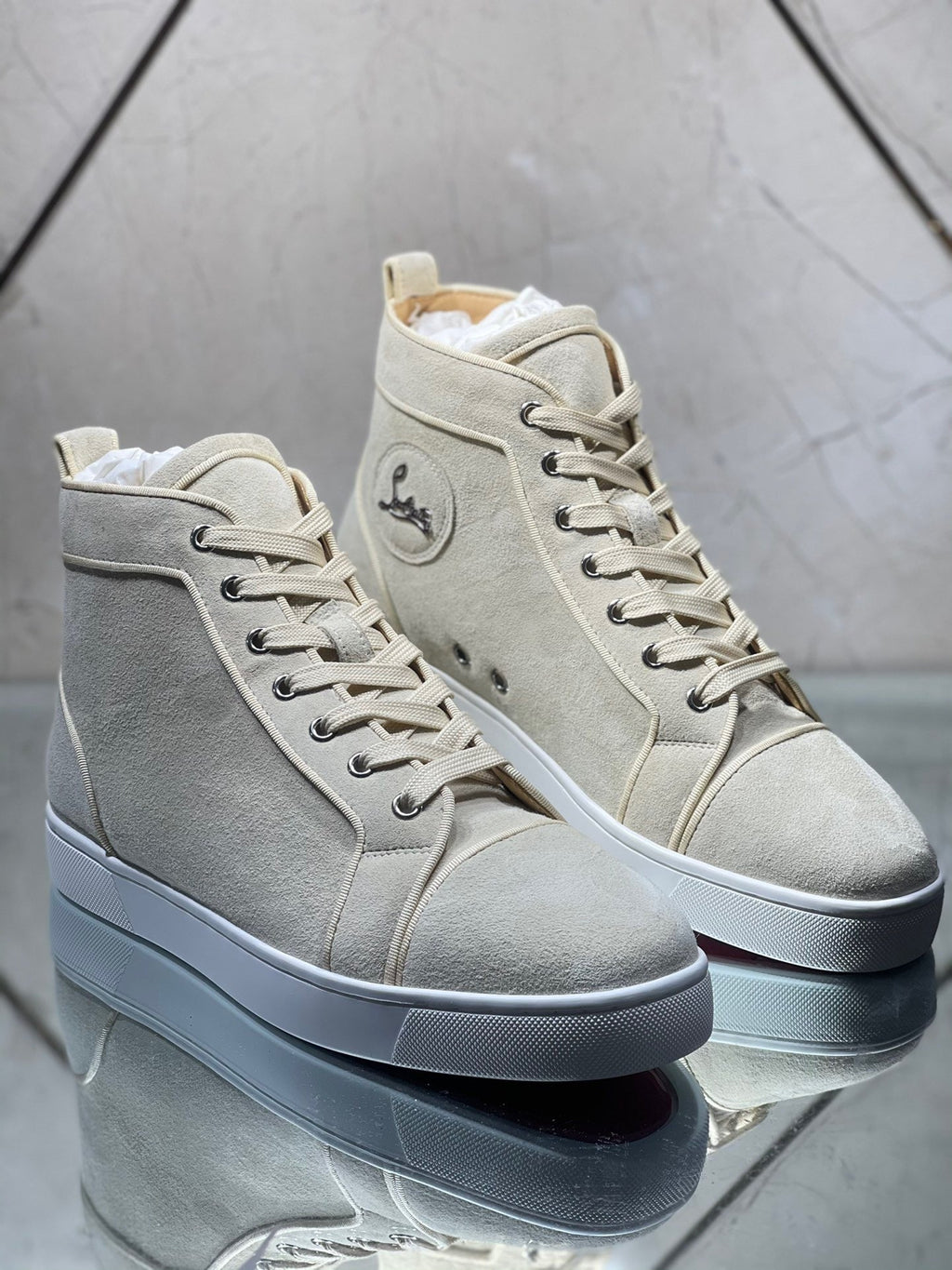 Sneakers & Shoes