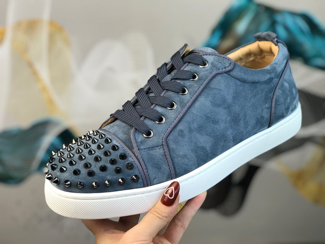 Sneakers & Shoes