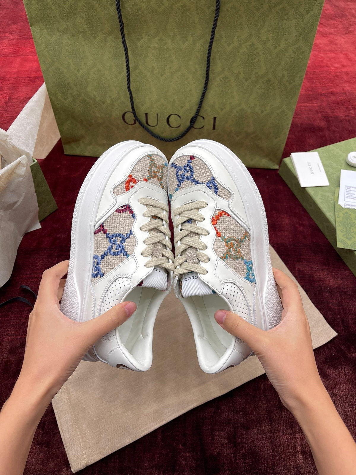 Sneakers & Shoes