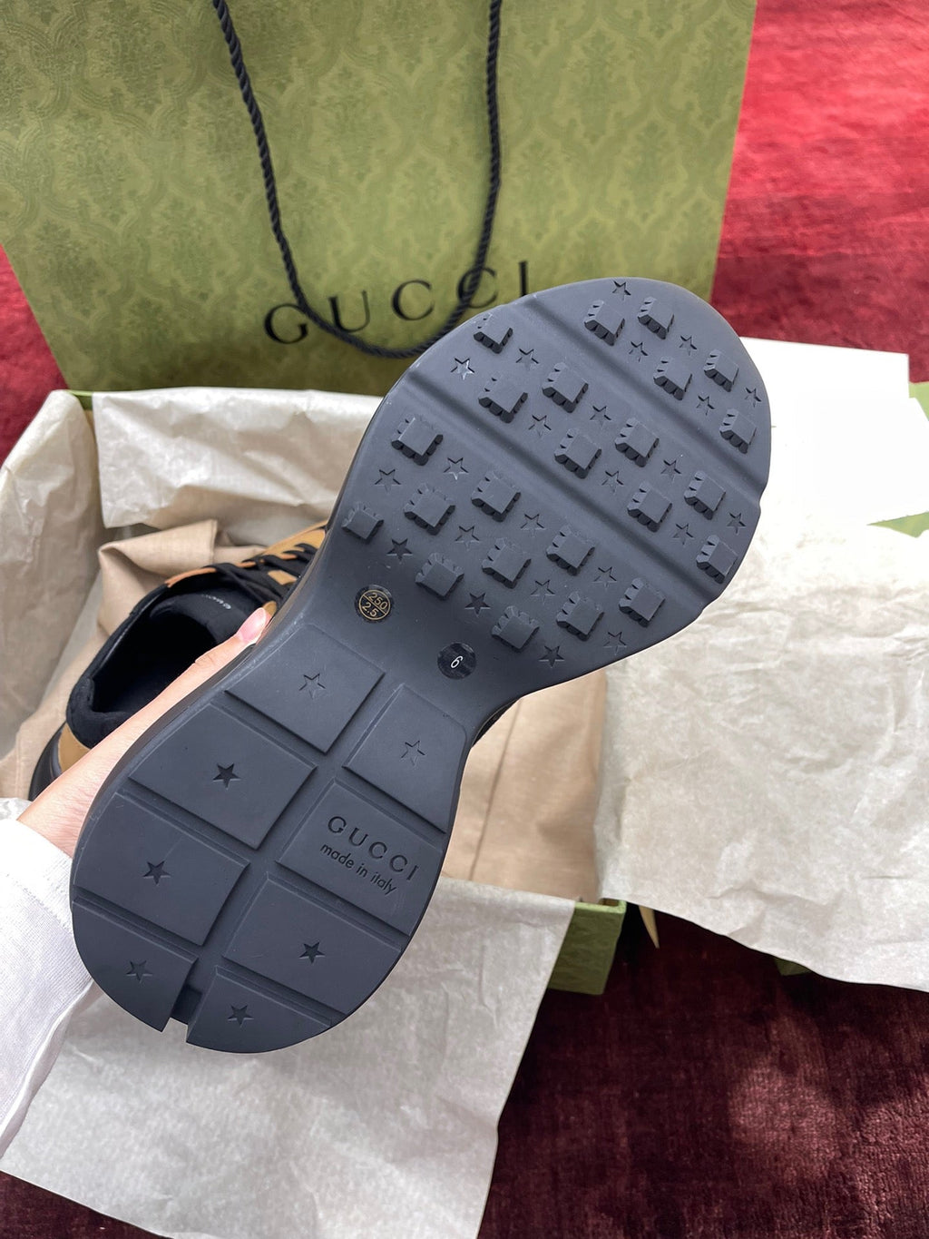 Sneakers & Shoes