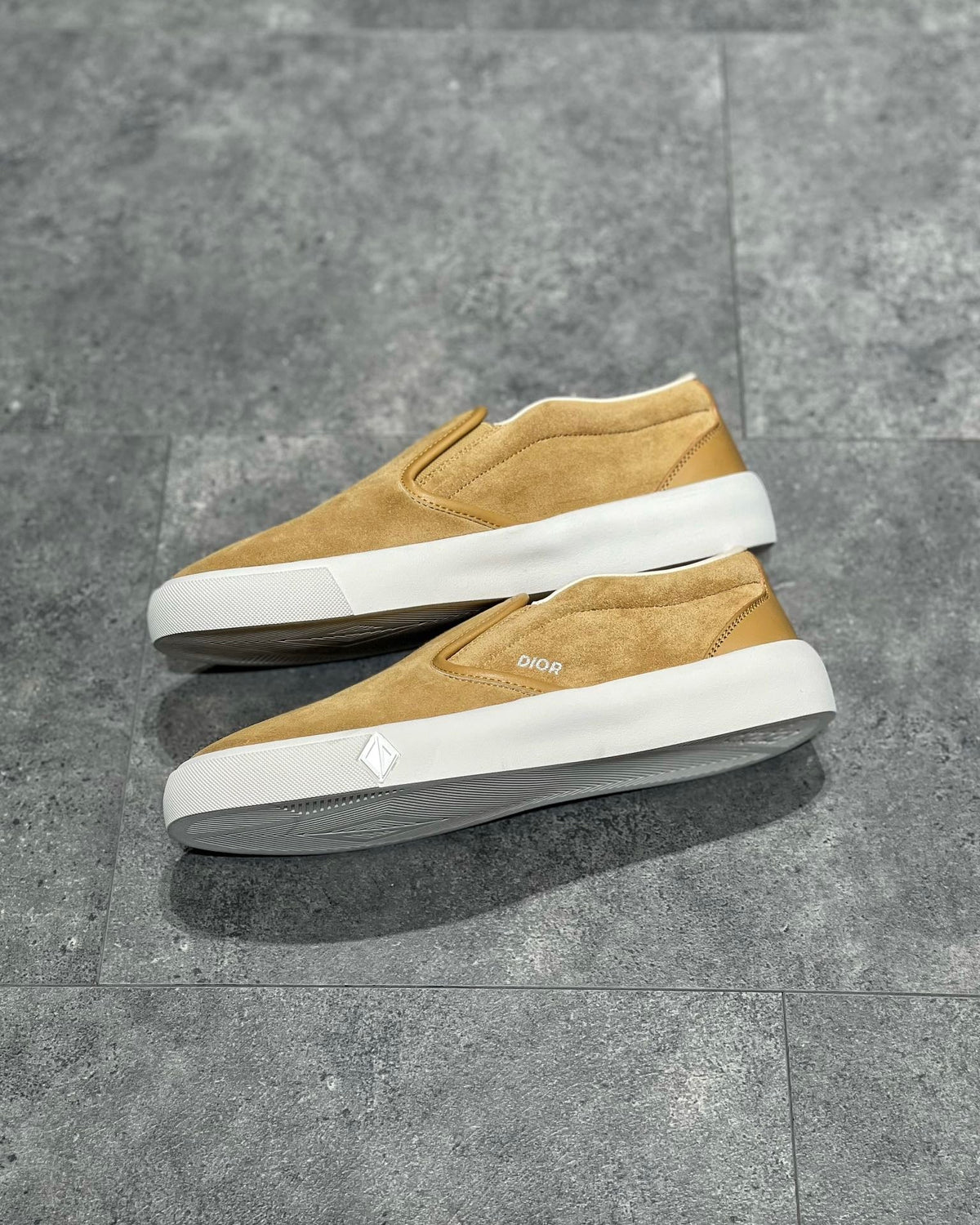 DIO Sneakers