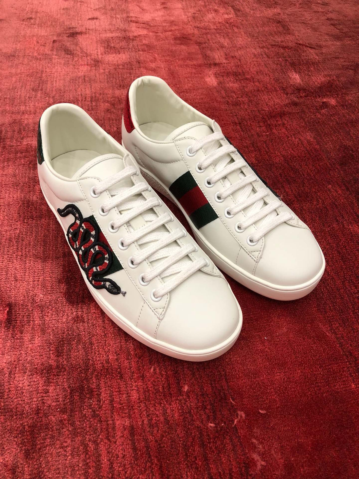 Sneakers & Shoes