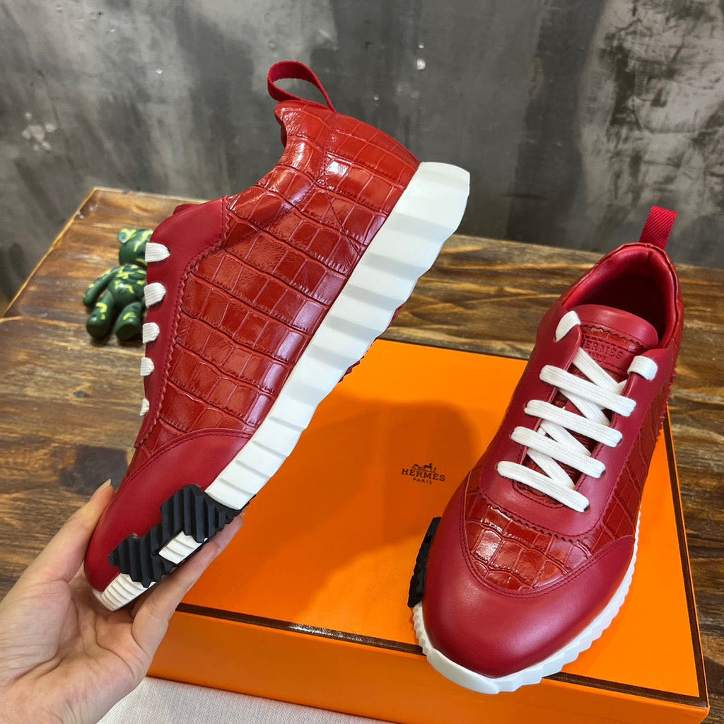 HERM Sneakers