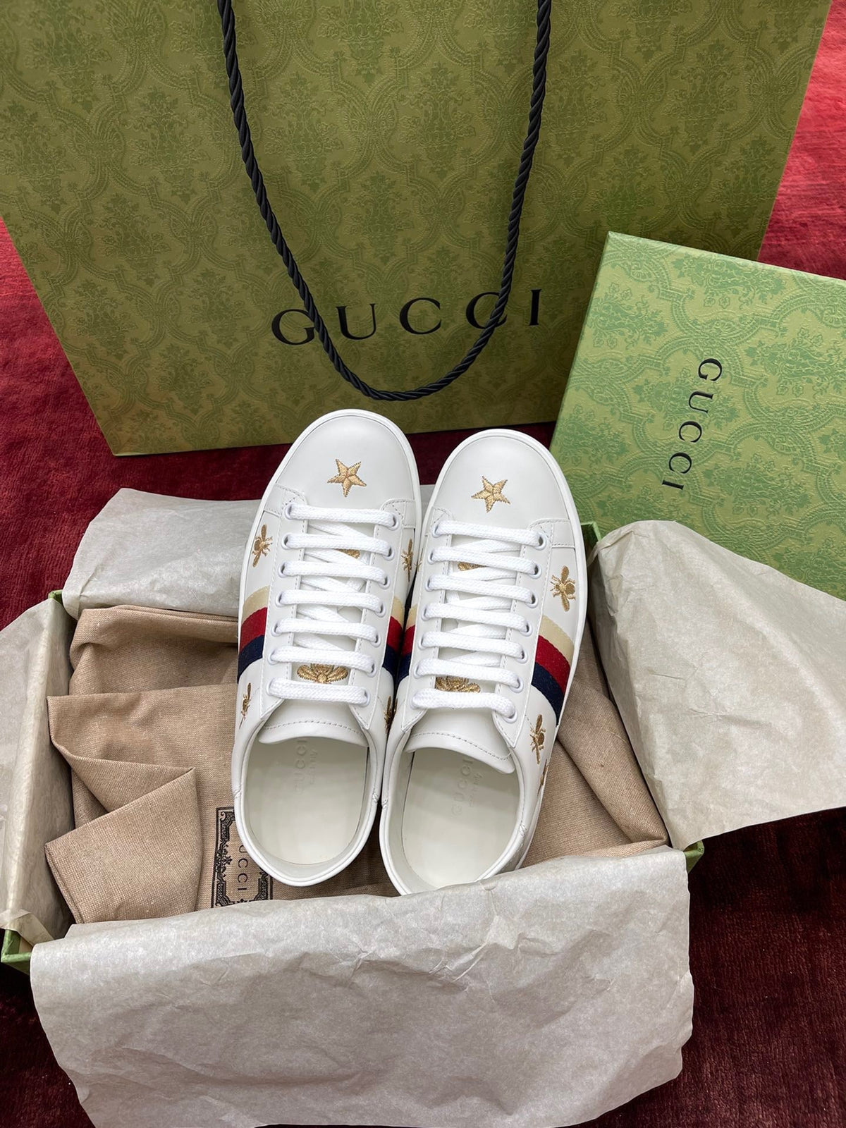 Sneakers & Shoes