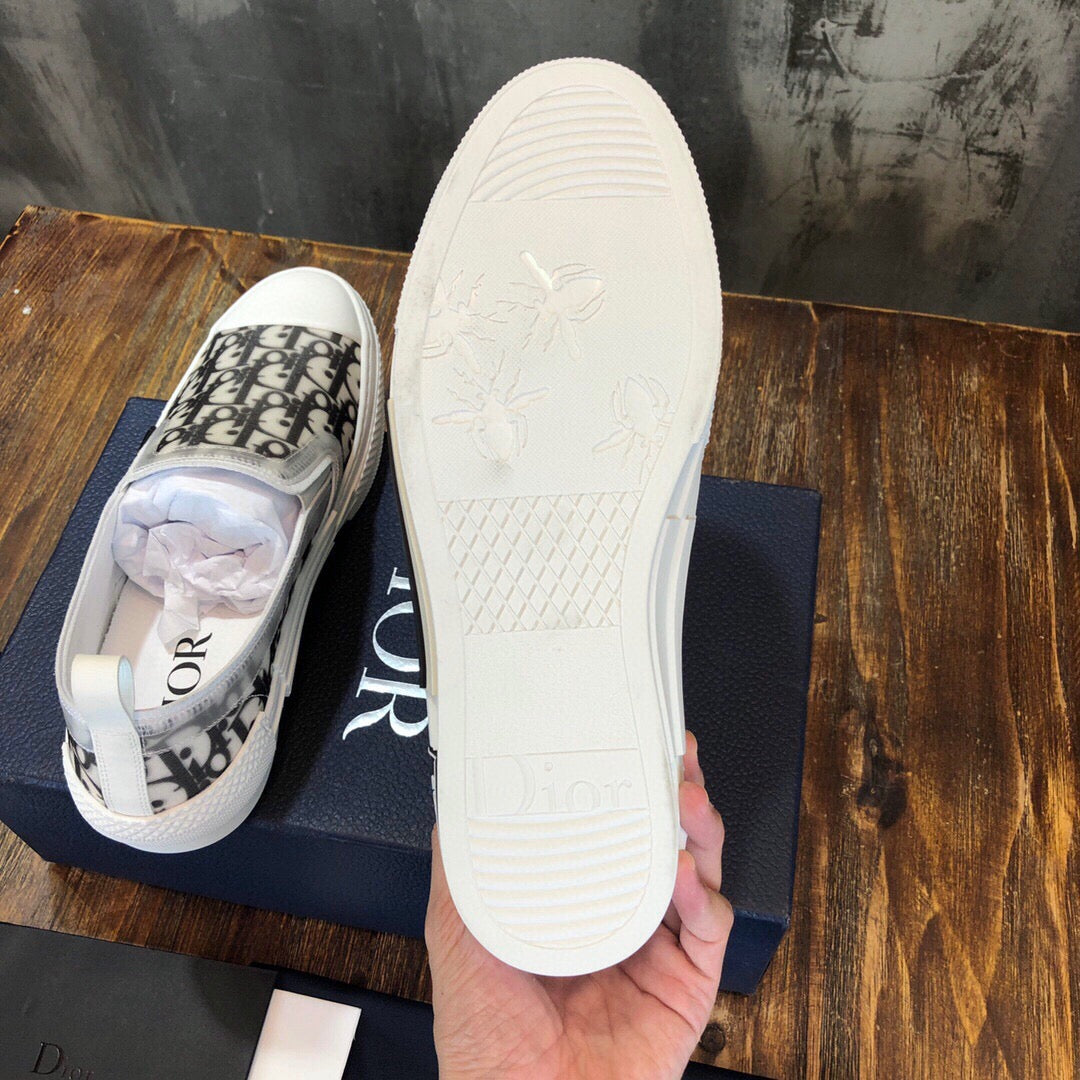 DIO Sneakers