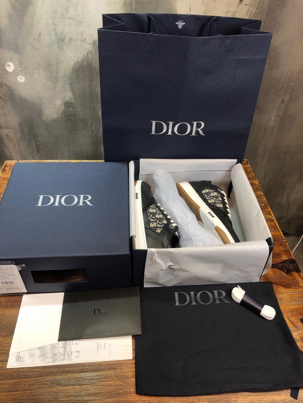 DIO Sneakers