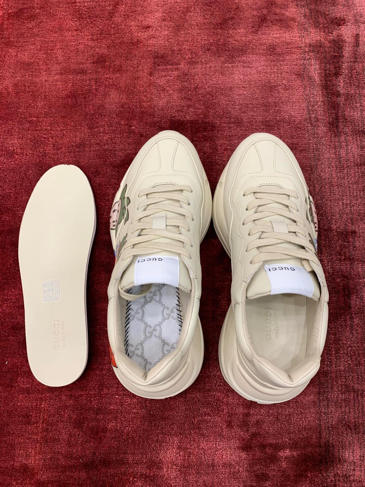 Sneakers & Shoes