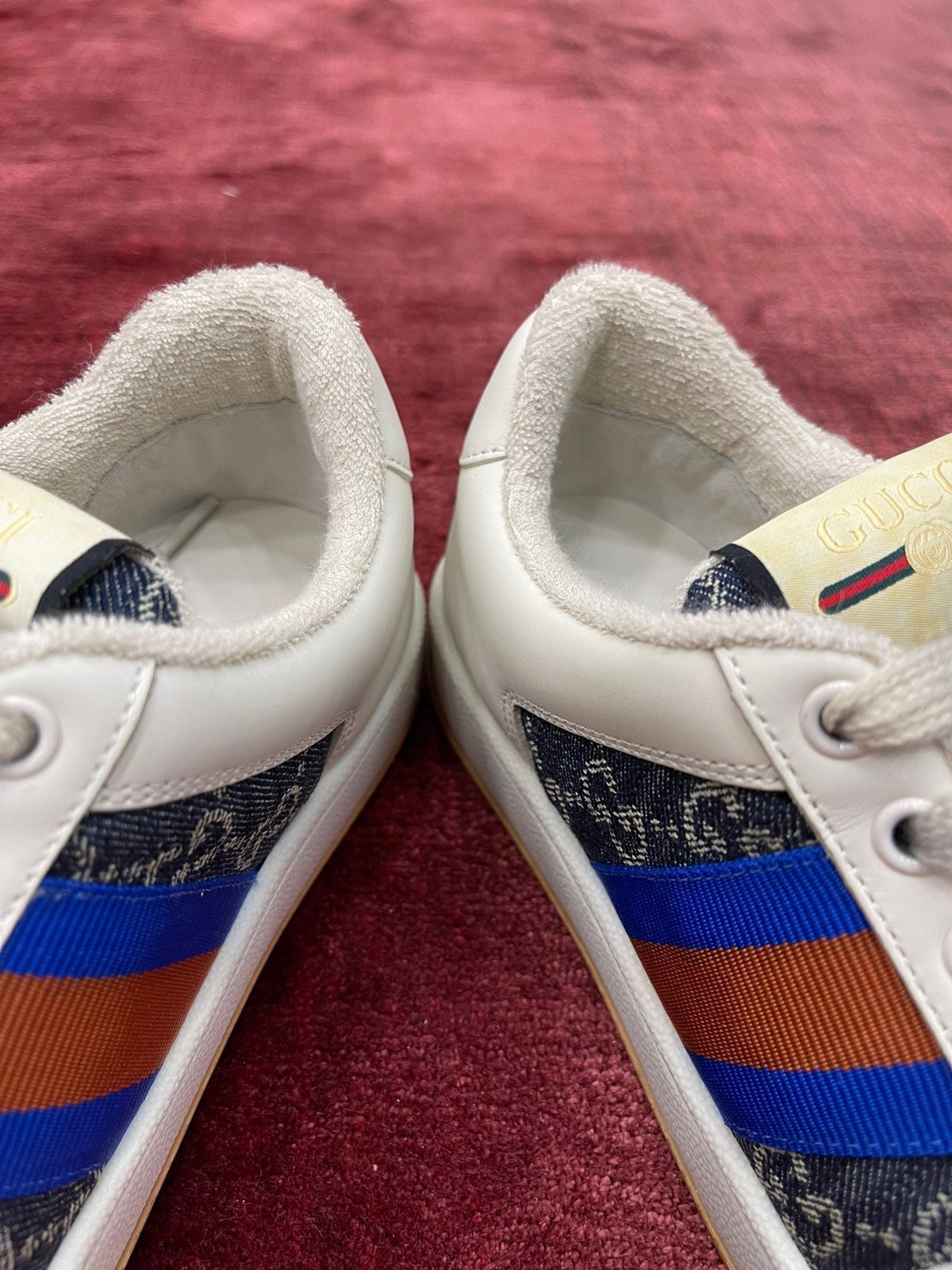 Sneakers & Shoes