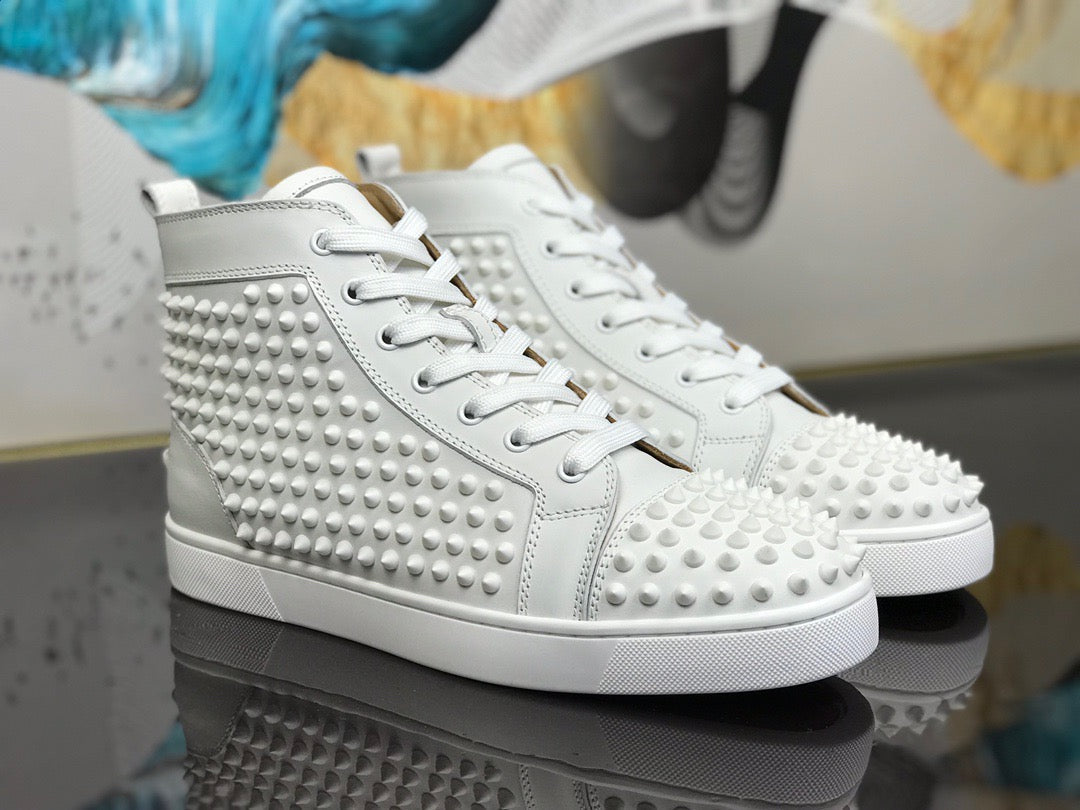 Sneakers & Shoes