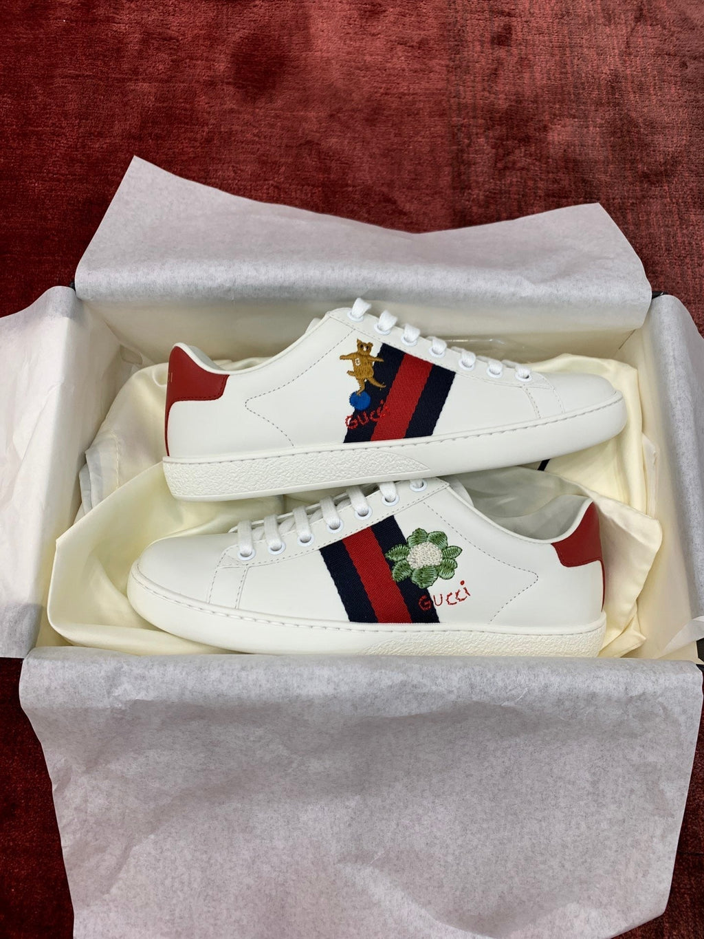 Sneakers & Shoes