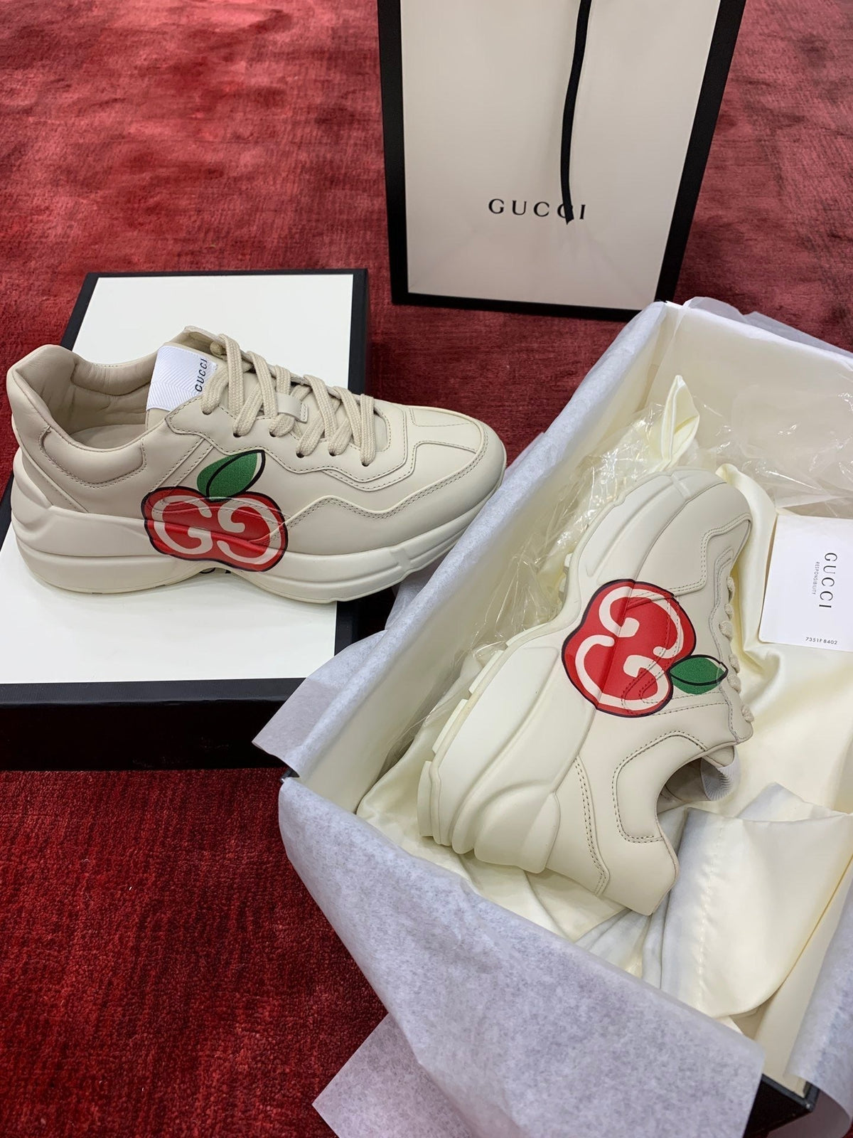 Sneakers & Shoes