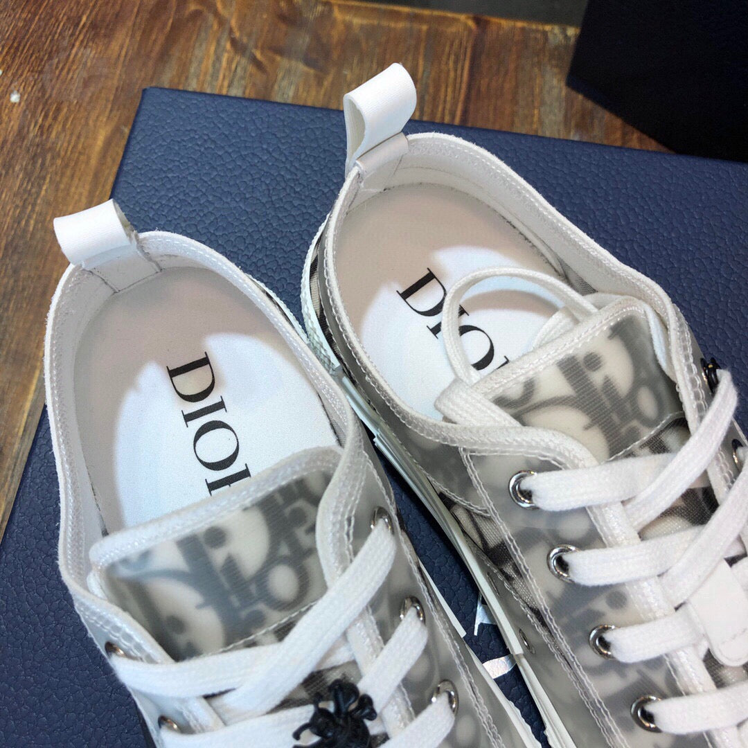 DIO Sneakers