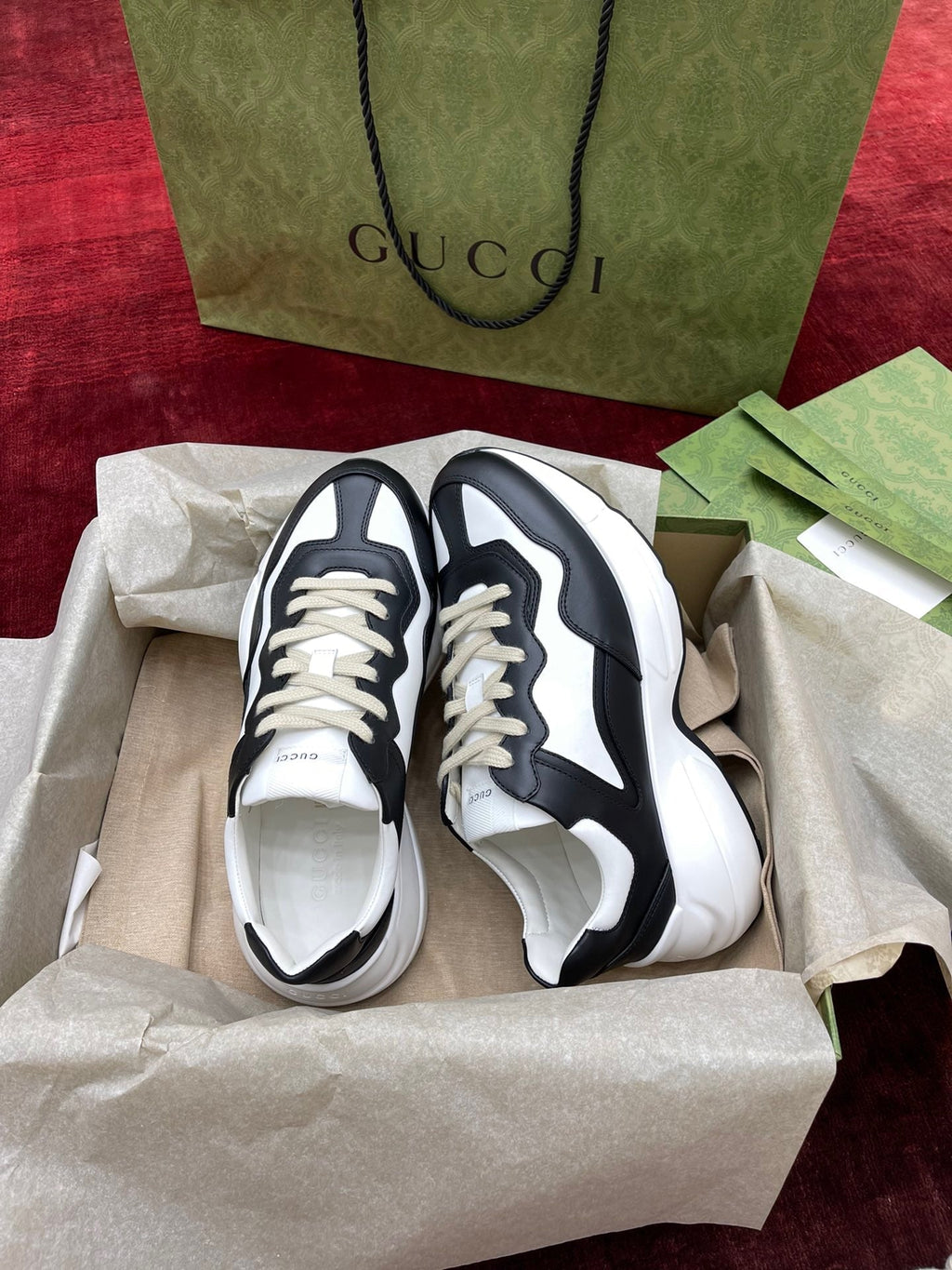 Sneakers & Shoes