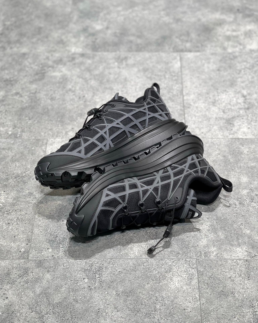 DIO Sneakers
