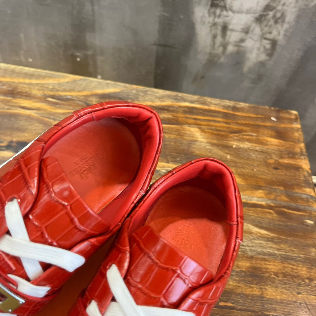 HERM Sneakers