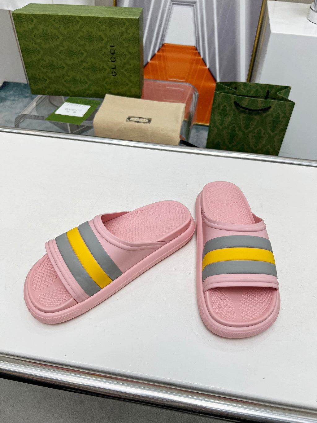 PLATFORM SLIPPERS IN LIGHT PINK MIX COLORFUL IMPORTED TPU