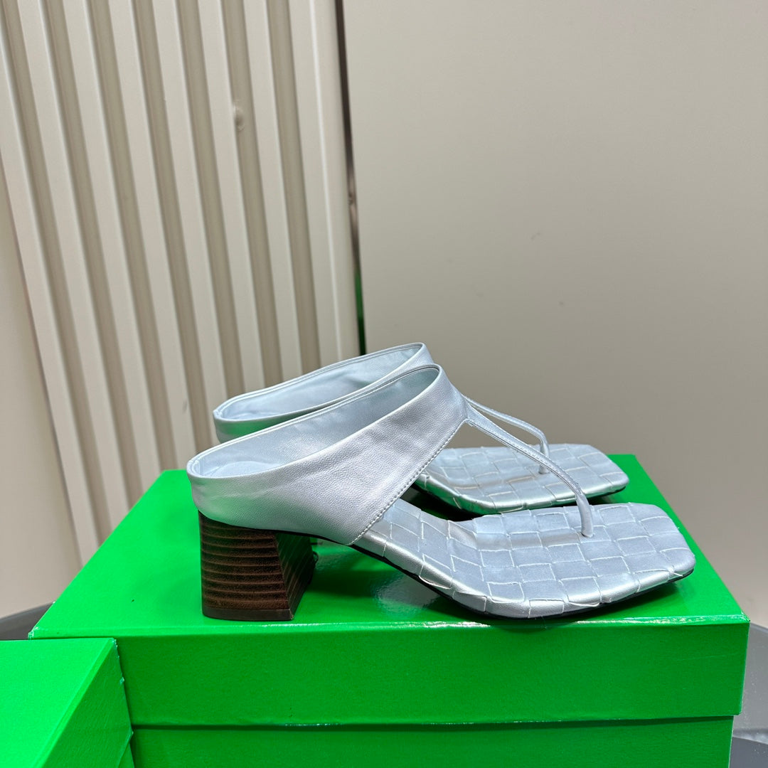 MARELLA THONG IN SILVER LEATHER WITH SIGNATURE INTRECCIATO INSOLE 55 MM