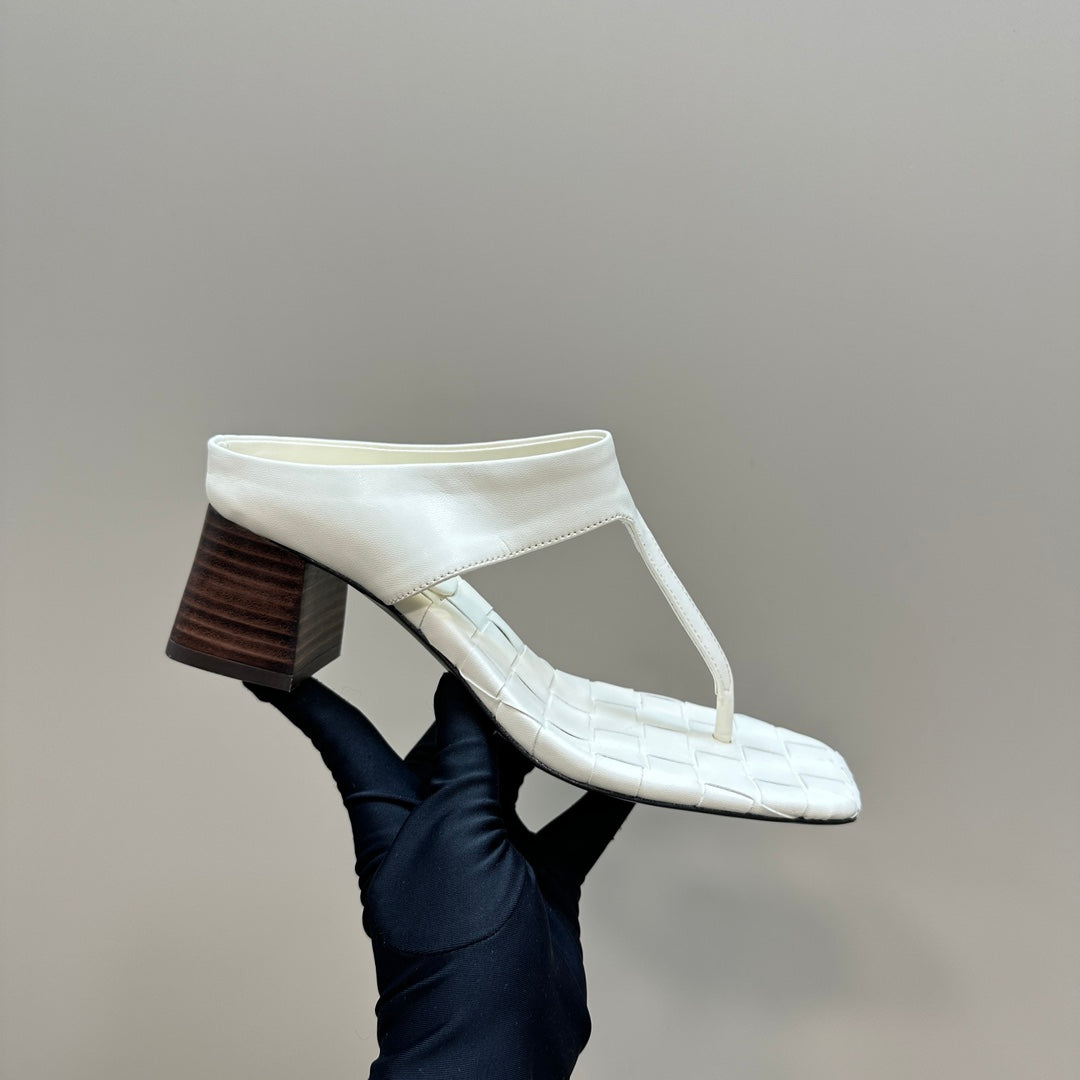 MARELLA THONG IN WHITE CREAM LEATHER WITH SIGNATURE INTRECCIATO INSOLE 55 MM