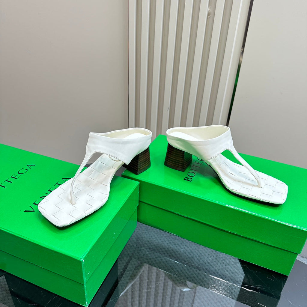 MARELLA THONG IN WHITE CREAM LEATHER WITH SIGNATURE INTRECCIATO INSOLE 55 MM